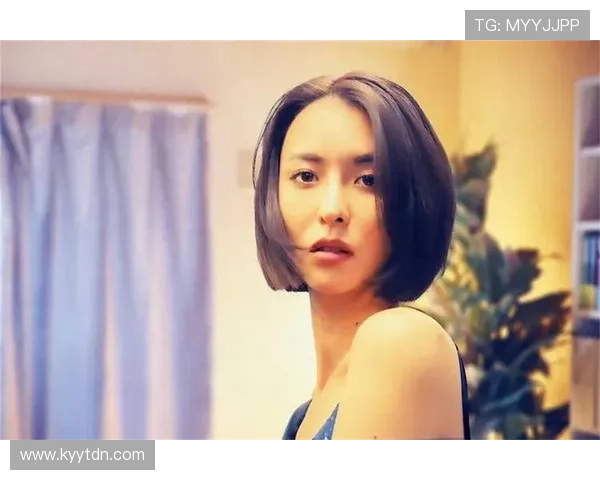 《痴人之爱》：一场心甘情愿的沉沦，还是爱的最高形态？